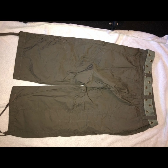 Gasoline Sz 12 New Capris. Khaki - Picture 5 of 6